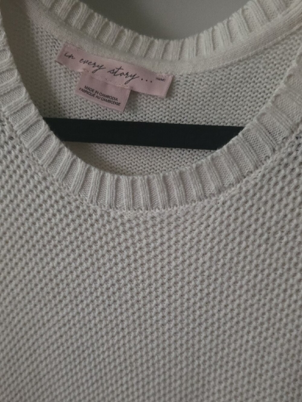 Women’s Cream Crew Neck Knit Sweater - Lightweight Long Sleeve - Picture 2 of 4